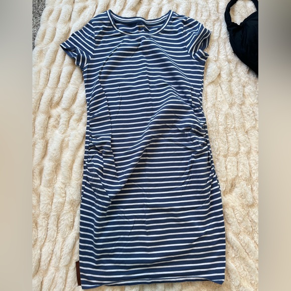 Maternity Dress Bundle - Picture 3 of 5